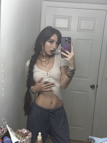 Full leaked Beebee private onlyfans photo