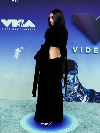 Full leaked Charli xcx private onlyfans photo