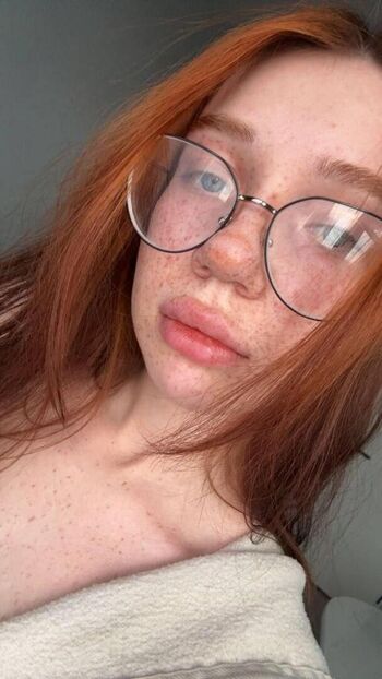 Connie_monus