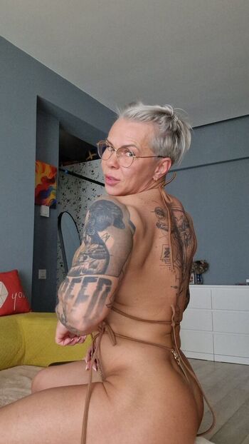 🔥 Crazyxbody page leaked private photo uncensored full