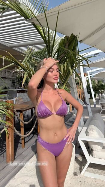 Full leaked Crystallandysh private onlyfans photo