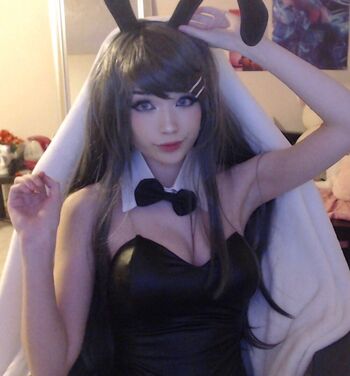 Full leaked Emiru private onlyfans photo