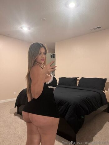 Full leaked Genbxnz  page private onlyfans photo
