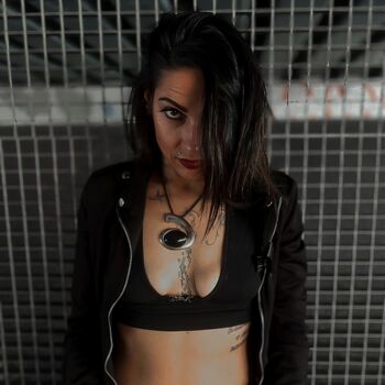 Jenny Sixx