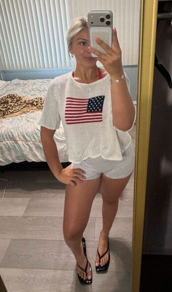 Full leaked Lyndalessandro private onlyfans photo