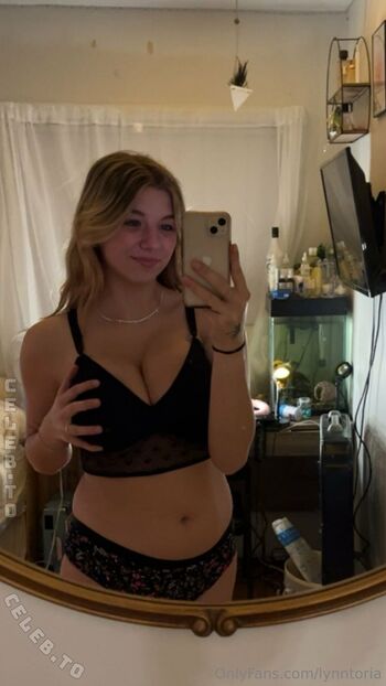 Full leaked Lynntoria page private onlyfans photo