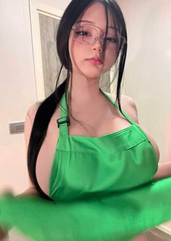Full leaked Meowmint private onlyfans photo