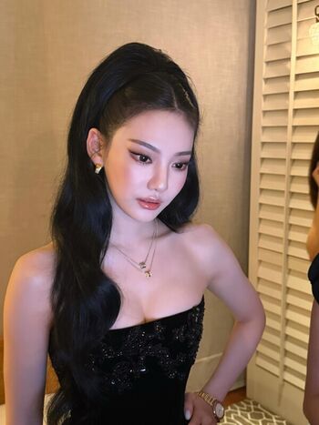 Full leaked Ningning aespa private onlyfans photo