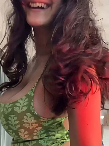 Full leaked Sakshi pandey page private onlyfans photo
