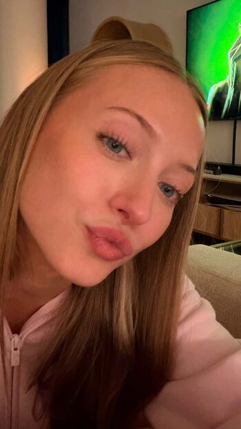 Full leaked Sophia diamond private onlyfans photo