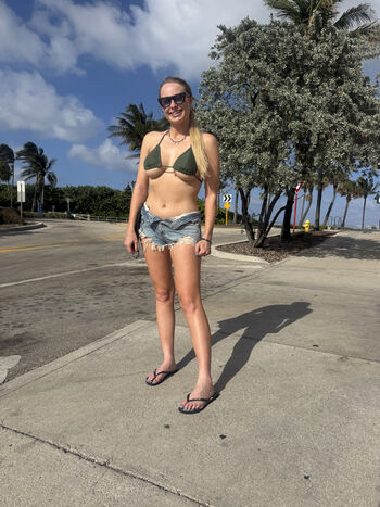 Full leaked Sophie lloyd private onlyfans photo