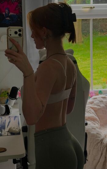 Full leaked Strawbz private onlyfans photo