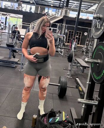 Full leaked Strong and curvy women page private onlyfans photo
