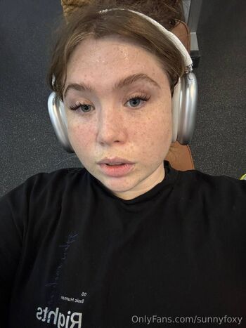 Full leaked Sunny foxy private onlyfans photo