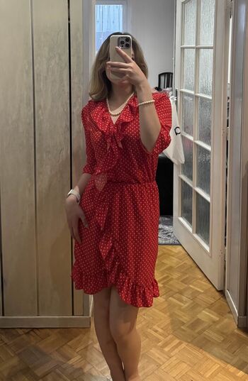 Full leaked Lauraleono/ private onlyfans photo