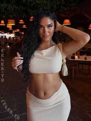 Full leaked Vinoschh private onlyfans photo